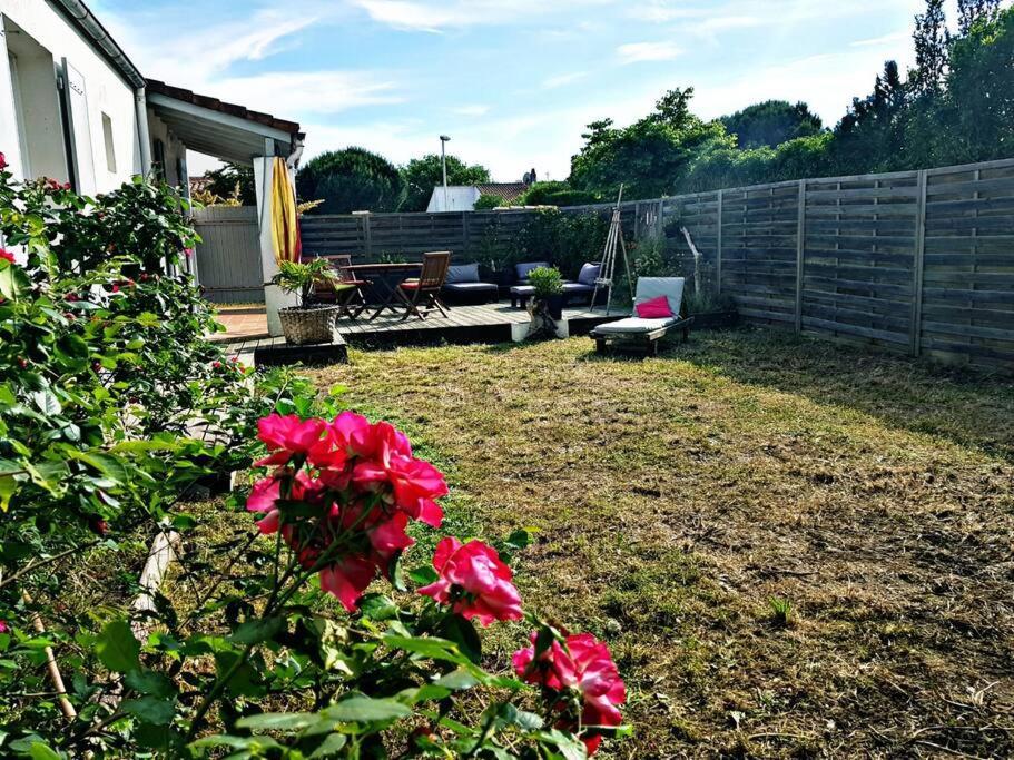 Beach House Avec Jardin 200M De La Plage La Couarde-sur-Mer Kültér fotó